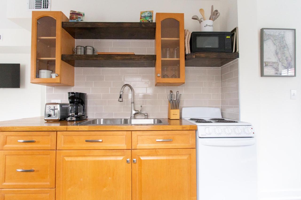 Central & Comfortable Home Walk To The Beach! Jacksonville Beach Eksteriør billede