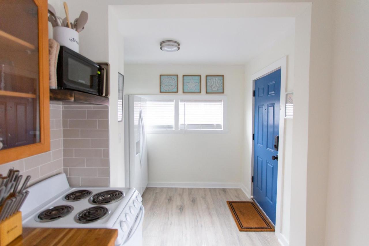 Central & Comfortable Home Walk To The Beach! Jacksonville Beach Eksteriør billede