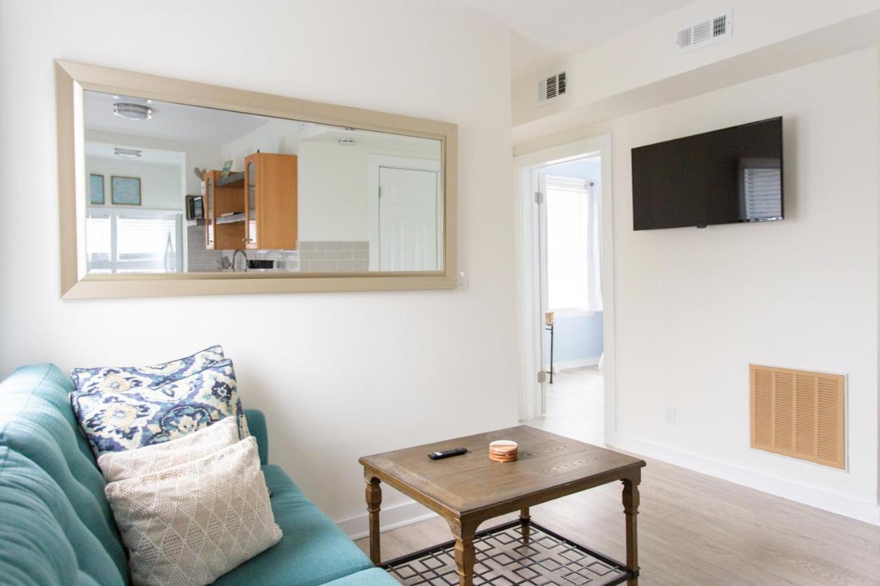 Central & Comfortable Home Walk To The Beach! Jacksonville Beach Eksteriør billede